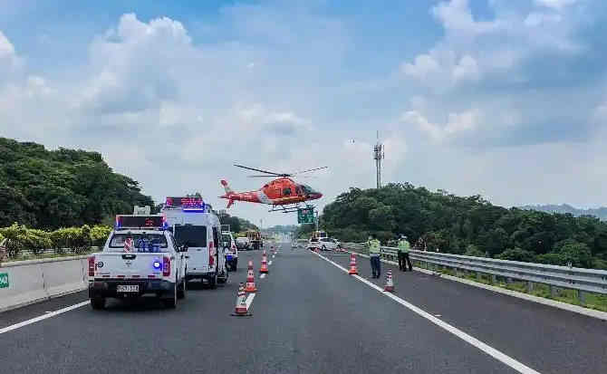 开福区高速公路汽车救援案例